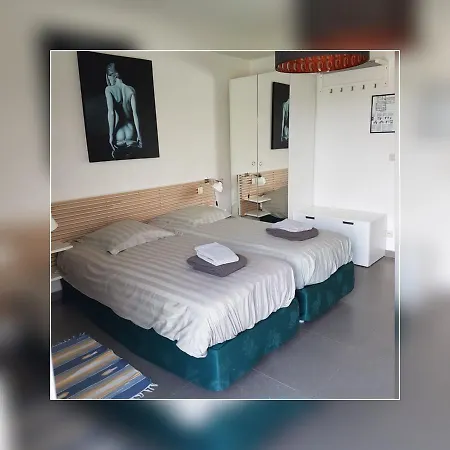 De Hollemeersch Hotel 2*